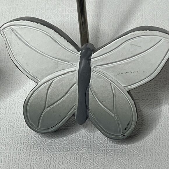 Set Of 12 Lisa Audit Butterfly Shower Curtain Hooks - Picture 3 of 7